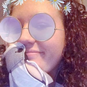 Meet your Posher, Haley